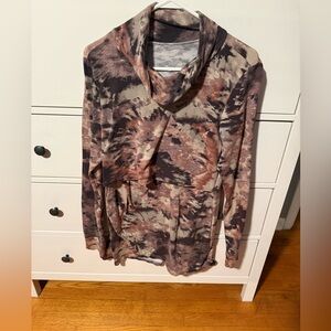 Nursing Friendly top! Tie-Dye Cowl Neck Long Sleeve Top